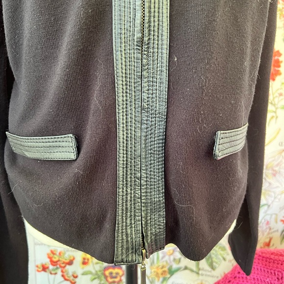 Etoile sweater set size L leather look trim black on black. Zip front - Picture 6 of 11